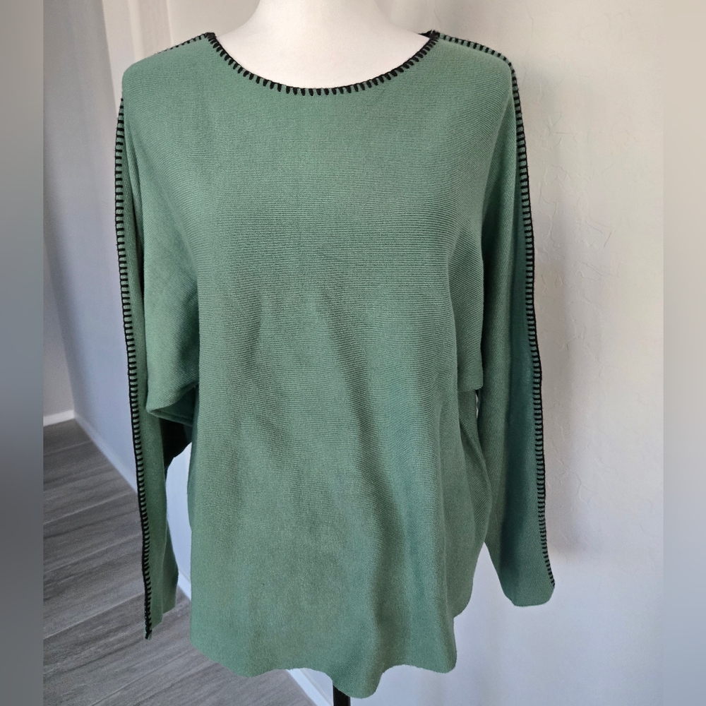 Aaeda Sage Green Black Whipstich Trim Long Sleeve Baggy Drapey Sweater Sz M